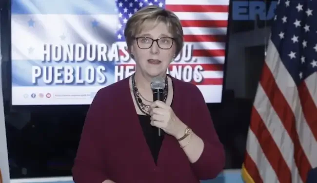 Laura Dogu, exembajadora de EEUU en Honduras y Nicaragua, es nombrada como jefa de misión para Venezuela