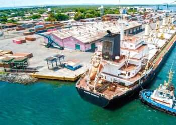 Centroamérica pierde confianza e inversión: el deterioro institucional frena la economía y profundiza la desigualdad