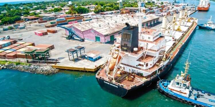 Centroamérica pierde confianza e inversión: el deterioro institucional frena la economía y profundiza la desigualdad