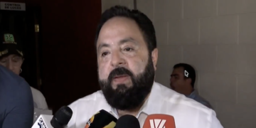 Presidente saliente del congreso hondureño habría gastado más de $9 millones en alquiler de vehículos de lujo