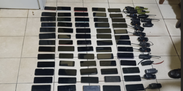 Descubren antenas de internet satelital y red de radios en cárceles de Guatemala usadas por pandillas