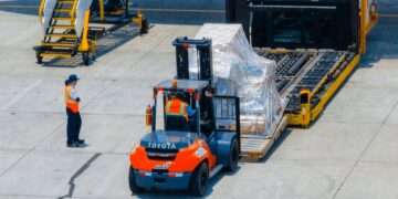 Exportaciones de Centroamérica repuntan con fuerza en 2025, impulsadas por Panamá y Nicaragua