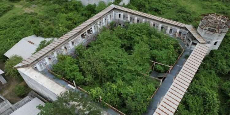 La cárcel de La Acequia queda paralizada en Honduras por recortes y abandono estatal de años