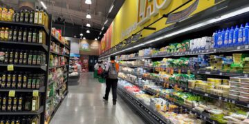 Inflación repunta en Centroamérica en 2025, con El Salvador como el país de menor tasa