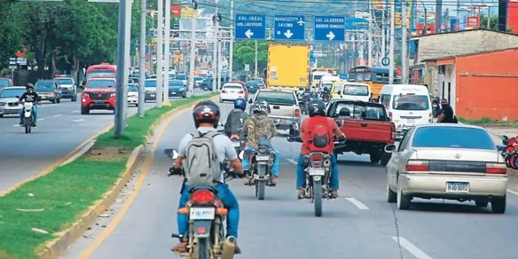 Honduras supera el millón de motocicletas y crece la presión para actualizar la ley de tránsito