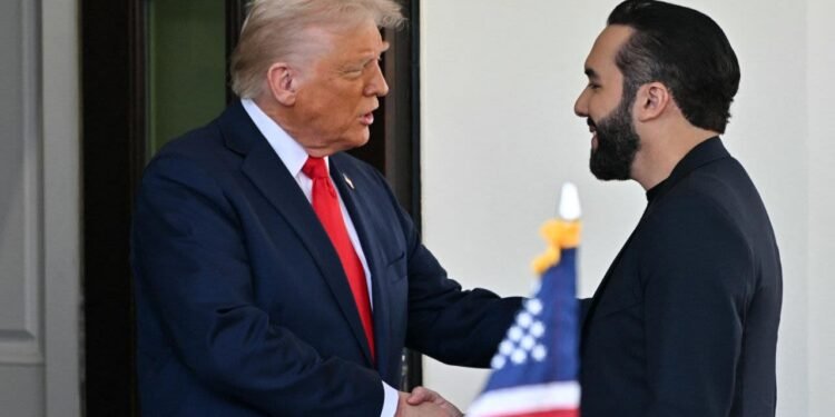 Trump resalta acuerdos con El Salvador, Guatemala y Panamá en discurso por el aniversario de Estados Unidos