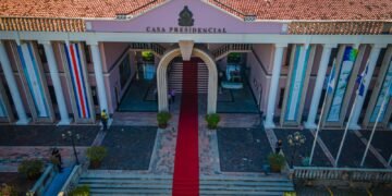 Gobierno hondureño proyecta presupuesto de cerca de $16,585 millones con disoluciones y fusiones de instituciones