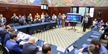 Diputados guatemaltecos avalan dictamen de ley contra el lavado de dinero y financiamiento al terrorismo