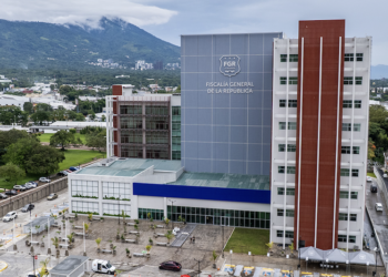 La Fiscalía salvadoreña asegura que logró 84.6 % de condenas en 2025