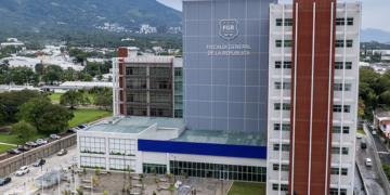 La Fiscalía salvadoreña asegura que logró 84.6 % de condenas en 2025