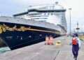 Crucero Disney Adventure hace historia al cruzar el Canal de Panamá como el más grande de pasajeros