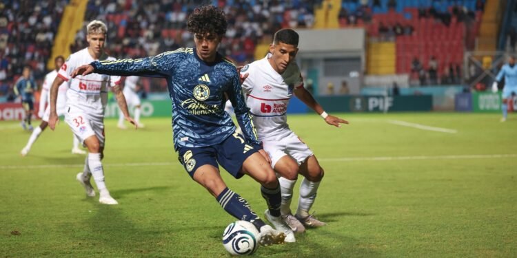 América de México vence 2-1 a Olimpia de Honduras en Copa de Campeones Concacaf y toma ventaja en la ida