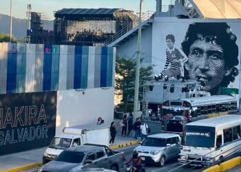 Los conciertos de Shakira generan ocupación hotelera total y alto flujo turístico en El Salvador