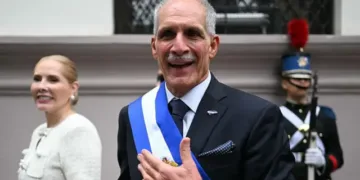 Presidente de Honduras dice que en reunión con Trump es tema principal negociar eliminación de aranceles