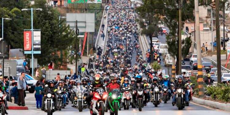 Caravana del Zorro 2026 en Guatemala reúne este sábado a más de 80 mil motociclistas rumbo a Esquipulas