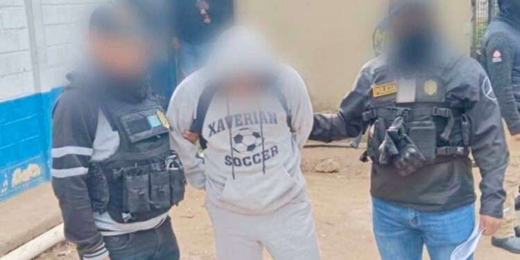 Detienen a jefes penitenciarios de Guatemala por otorgar privilegios a peligroso cabecilla del Barrio 18