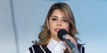 Vicepresidenta hondureña alerta sobre aumentos salariales y contrataciones desmedidas al cierre del gobierno anterior