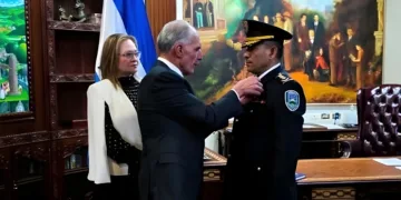 Presidente de Honduras nombra nuevo jefe de la Policía Nacional