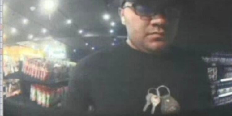 El Salvador acusa a venezolano por robo de $414,230 en 17 cajeros automáticos del país