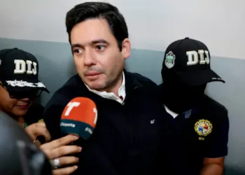 Exvicepresidente de Panamá acusado de corrupción pide revoquen su arresto domiciliario e insiste en su inocencia