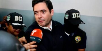 Exvicepresidente de Panamá acusado de corrupción pide revoquen su arresto domiciliario e insiste en su inocencia