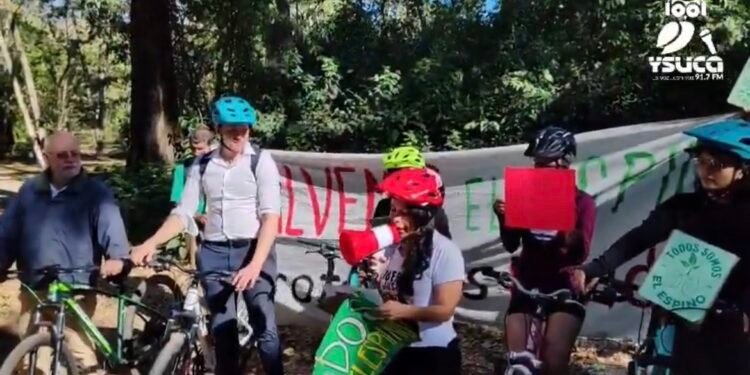 Oposición ciudadana crece contra proyecto chino de construir centro de ferias en reserva ecológica de San Salvador