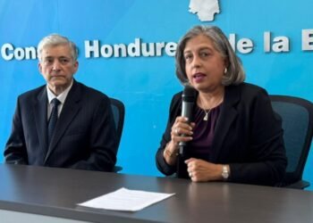 Gobierno de Honduras y sector privado analizan crisis de la empresa estatal de electricidad y deuda de $850 millones