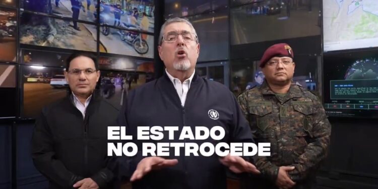 Presidente guatemalteco decreta estado de prevención tras finalizar el estado de sitio