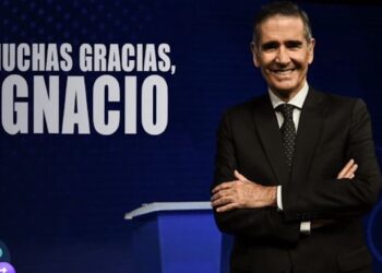 Reconocido periodista Ignacio Santos anuncia su retiro como director de Telenoticias de Costa Rica tras 28 años al frente del noticiero