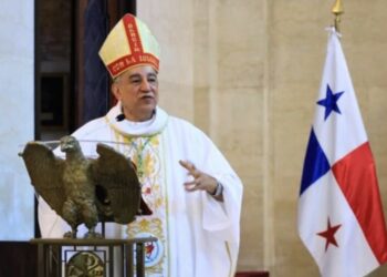 Arzobispo de Panamá llama al ayuno de redes sociales al iniciar la Cuaresma