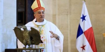 Arzobispo de Panamá llama al ayuno de redes sociales al iniciar la Cuaresma
