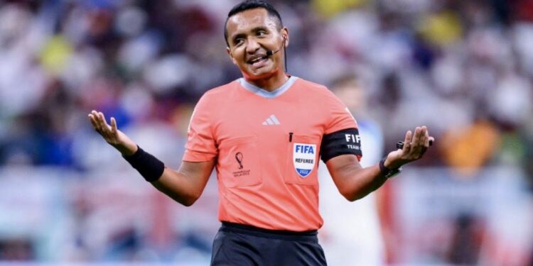 Federación Salvadoreña de Fútbol anuncia evaluación arbitral tras polémica generada por decisión del referí mundialista Iván Barton