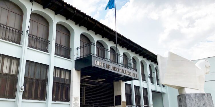 Elección de fiscal general en Guatemala entra en disputa legal por sistema de calificación de los aspirantes