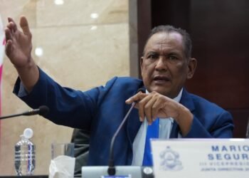 Congreso Nacional de Honduras avala pruebas antidoping voluntarias para diputados y desata reto en el pleno