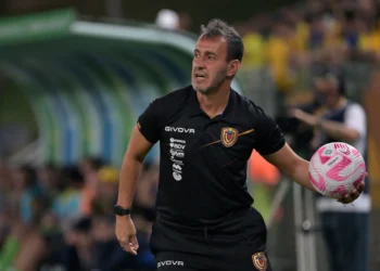 Fernando “Bocha” Batista, nuevo entrenador de Costa Rica rumbo al Mundial 2030