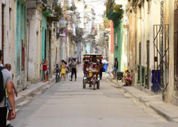 Costa Rica recomienda a sus ciudadanos salir de Cuba