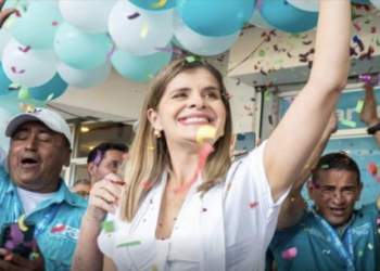 Laura Fernández gana elecciones presidenciales en primera vuelta en Costa Rica