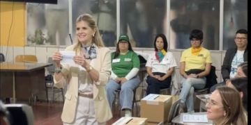 Candidatos costarricenses empiezan a votar y se declaran optimistas de pasar a segunda vuelta