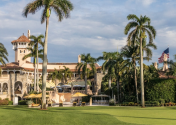 El Servicio Secreto de EEUU mata a un hombre armado que entró a la residencia de Trump en Florida