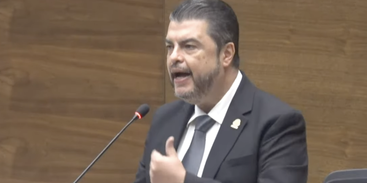 Costa Rica alerta de impacto ambiental y migratorio por concesiones mineras a empresas chinas en Nicaragua