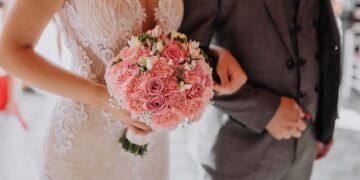 Los costarricenses se están casando menos y los que se deciden, lo hacen a mayor edad