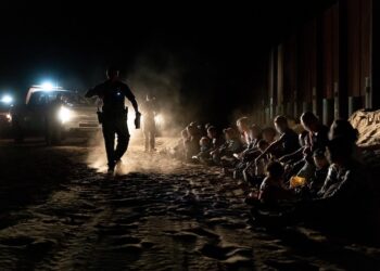 El 8% de la población nicaragüense y el 5% de la población hondureña migraron ilegalmente a EEUU entre 2001 y 2025, según DHS