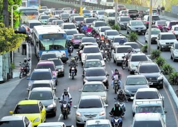 Tráfico en Guatemala: 6.4 millones de vehículos, 54 días perdidos al año y una red vial que no alcanza