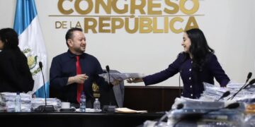 Candidatos al Tribunal Electoral de Guatemala arrastran señalamientos por comisiones paralelas y sanciones de Estados