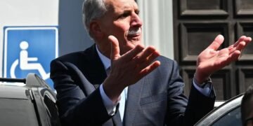 Honduras interviene ocho instituciones estatales en proceso de reestructuración del Gobierno