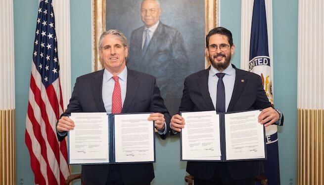 El Salvador suscribe con EEUU un acuerdo para desarrollar energía nuclear con fines pacíficos