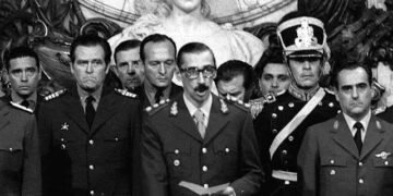 Argentina recuerda dictadura militar marcada por represión y miles de víctimas