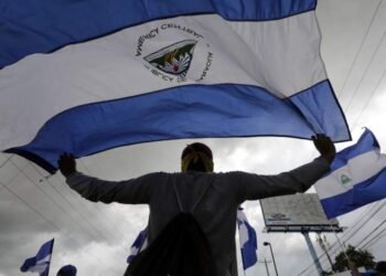 Más de 342,000 nicaragüenses han pedido asilo desde 2018 por la represión de la dictadura Ortega-Murillo, revela informe de la ONU