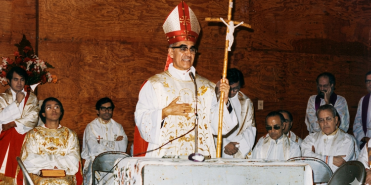 El Salvador conmemora 46 años del martirio de monseñor Óscar Romero, el santo