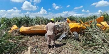 Avioneta fumigadora se accidenta en Honduras, el piloto muere al estrellarse la aeronave